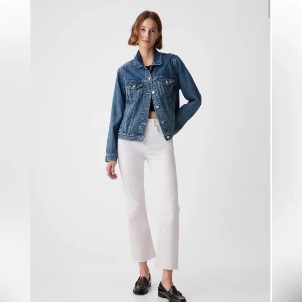 NWT GAP Kick Fit High Rise white jeans 28 Petite